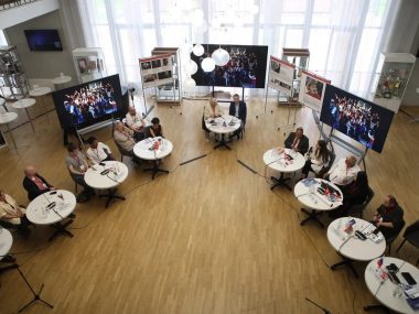 Сегодня в рамках XXVI Международного театрального фестиваля «Молодёжь. Театр. Фест» состоялся круглый стол «Парад фестивалей»!