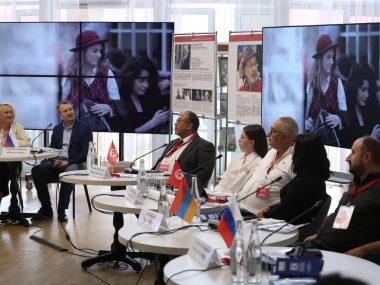 Сегодня в рамках XXVI Международного театрального фестиваля «Молодёжь. Театр. Фест» состоялся круглый стол «Парад фестивалей»!
