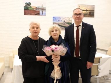 Поздравление народной артистки России Ирины Соколовой